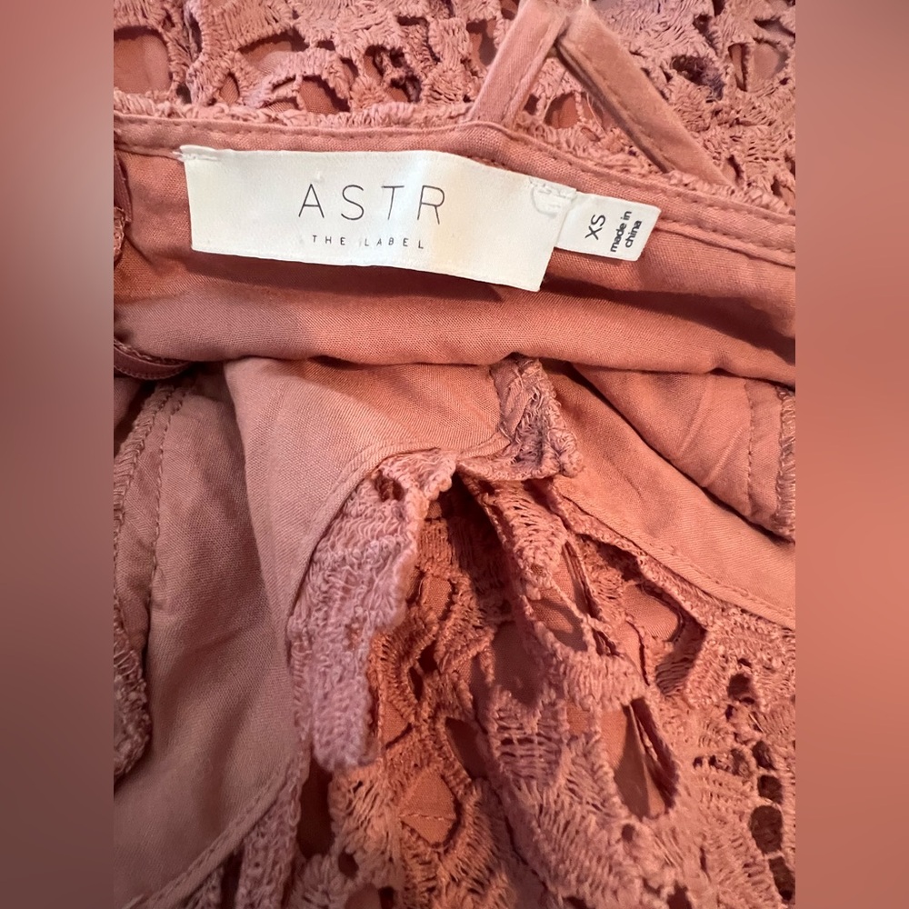 Astr Pink Lace Midi Dress with Spaghetti Straps - Picture 8 of 8